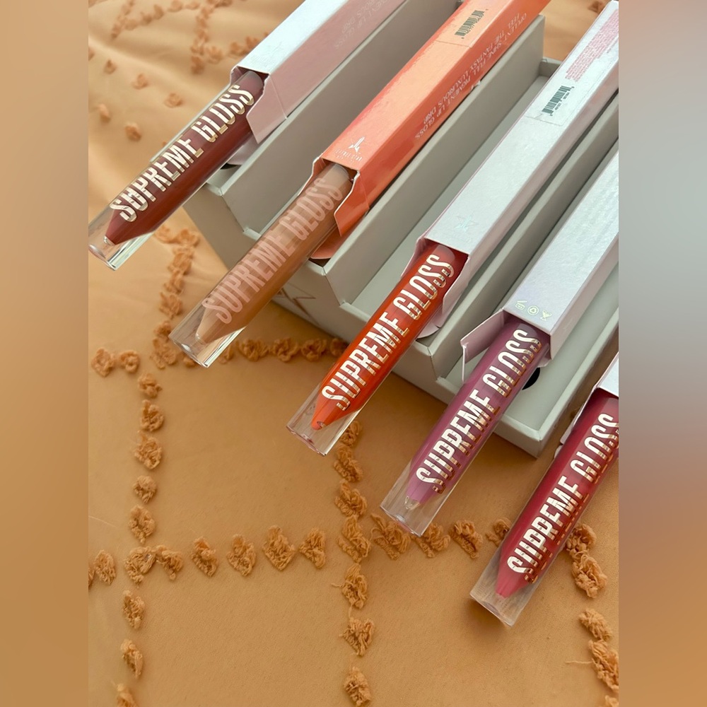 Bundle Of 5 Supreme Gloss